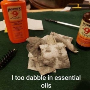 esential oil .jpg