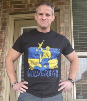 Kinzinger-879x1024.jpg