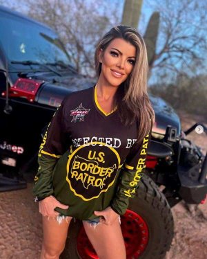 ArizonaJeepGirl-009.JPG