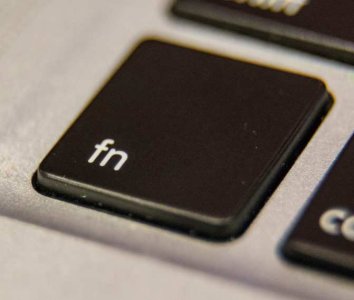fn-function-key-laptop-keyboard.jpg
