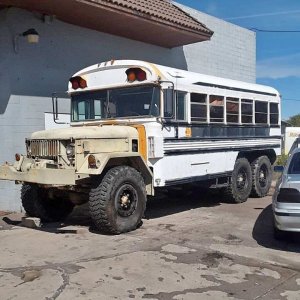 battle bus 1.jpg
