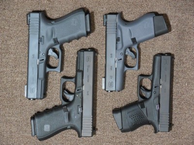 Glocks 43s 19s.JPG