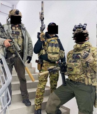 vets and blackwater in Ukraine.jpg