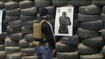 tumblr-ph4s0z0-J3-R1vwuifgo1-400.gif