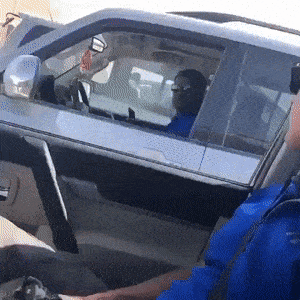 tumblr-f16e9ecc5df285daa7352223eff9b9fa-b0a8c752-400.gif
